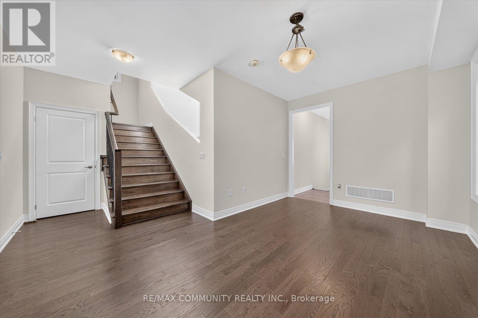 19 Rogerson Street, Clarington, Ontario  L1B 0W4 - Photo 10 - E14108426