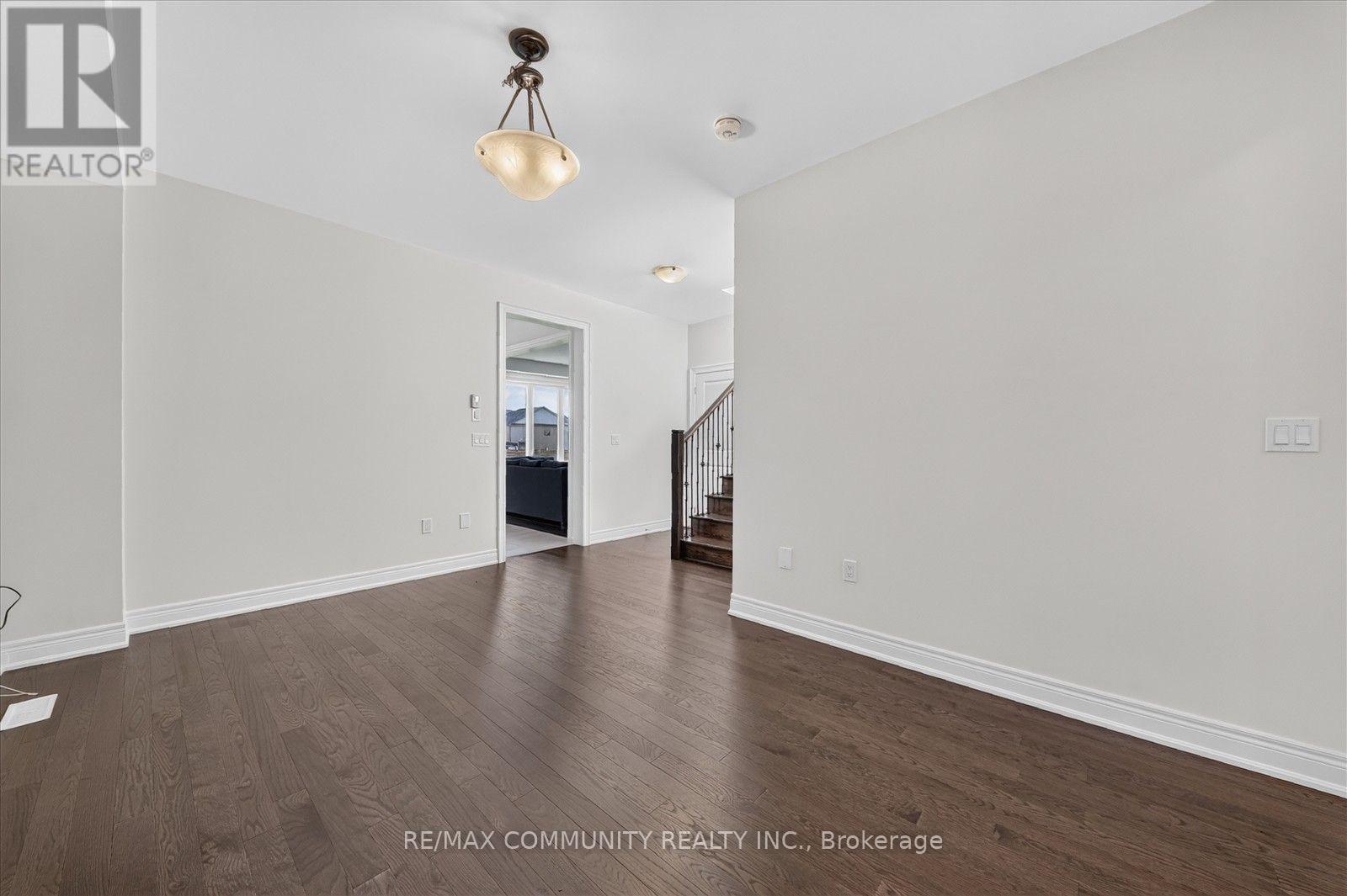 19 Rogerson Street, Clarington, Ontario  L1B 0W4 - Photo 9 - E14108426