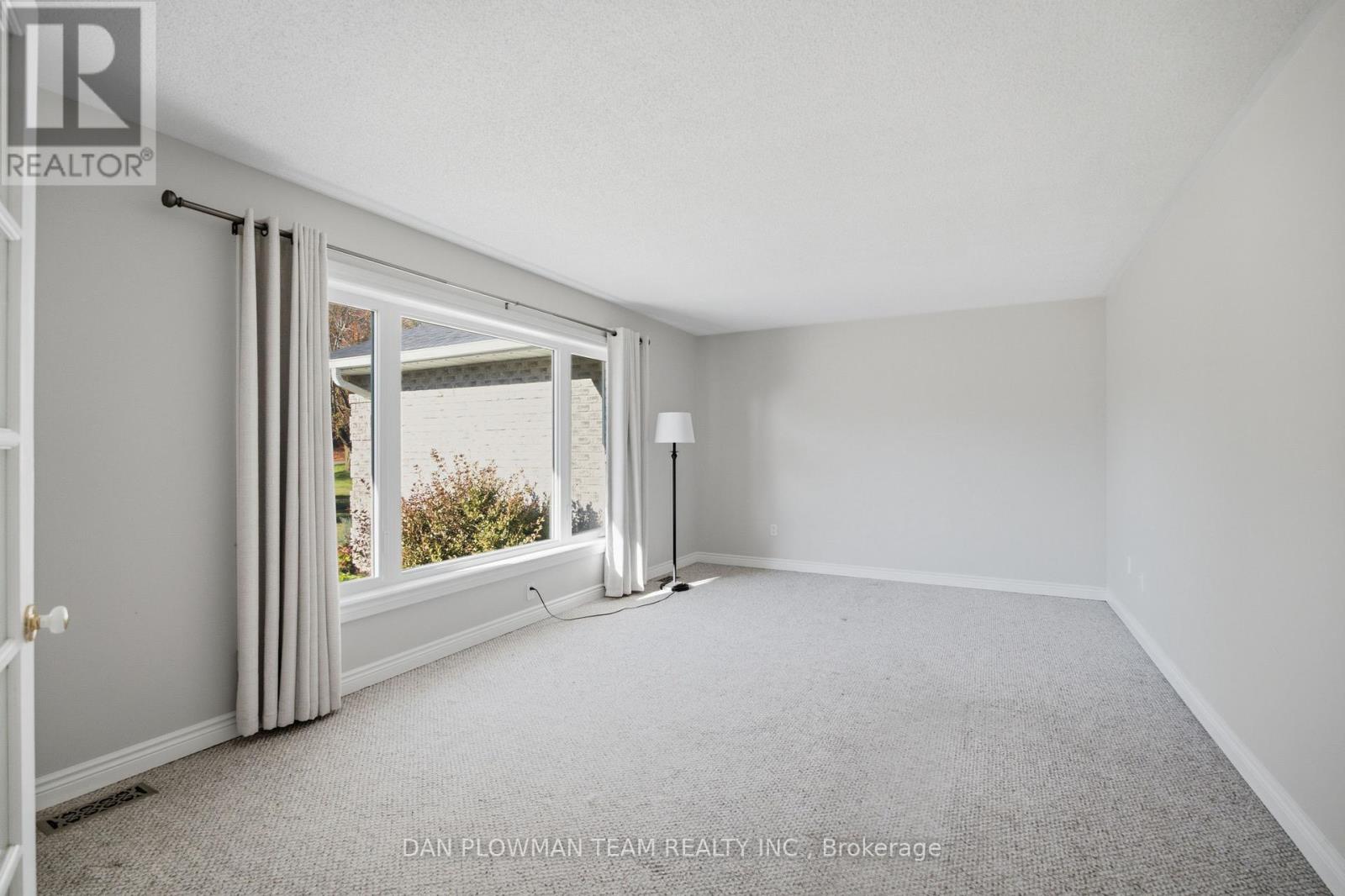 30 Castle Harbour Drive, Scugog, Ontario  L9L 1P5 - Photo 5 - E14108458