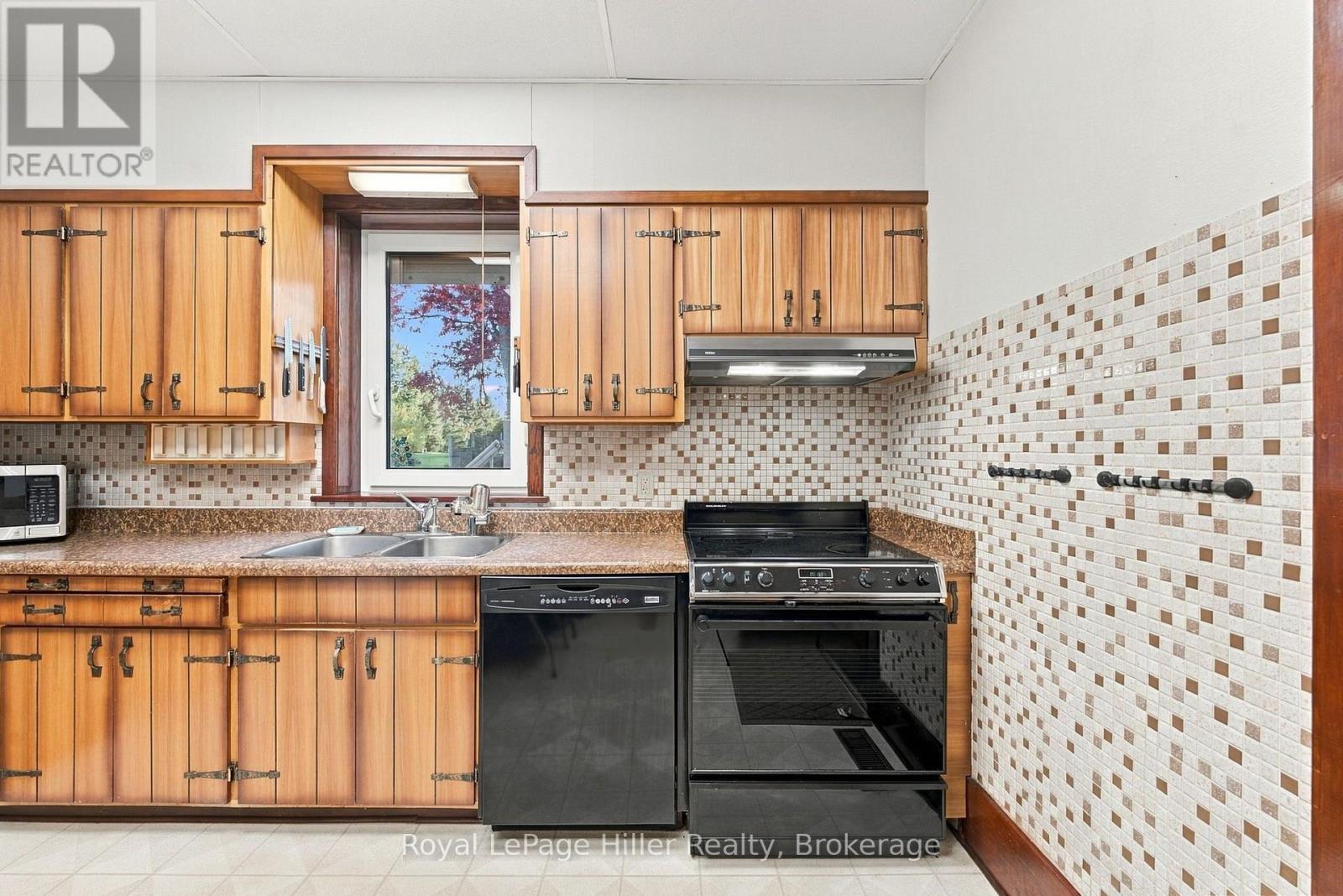 175 Huron Road, Perth South (Sebringville), Ontario  N5A 6S6 - Photo 15 - X14108502