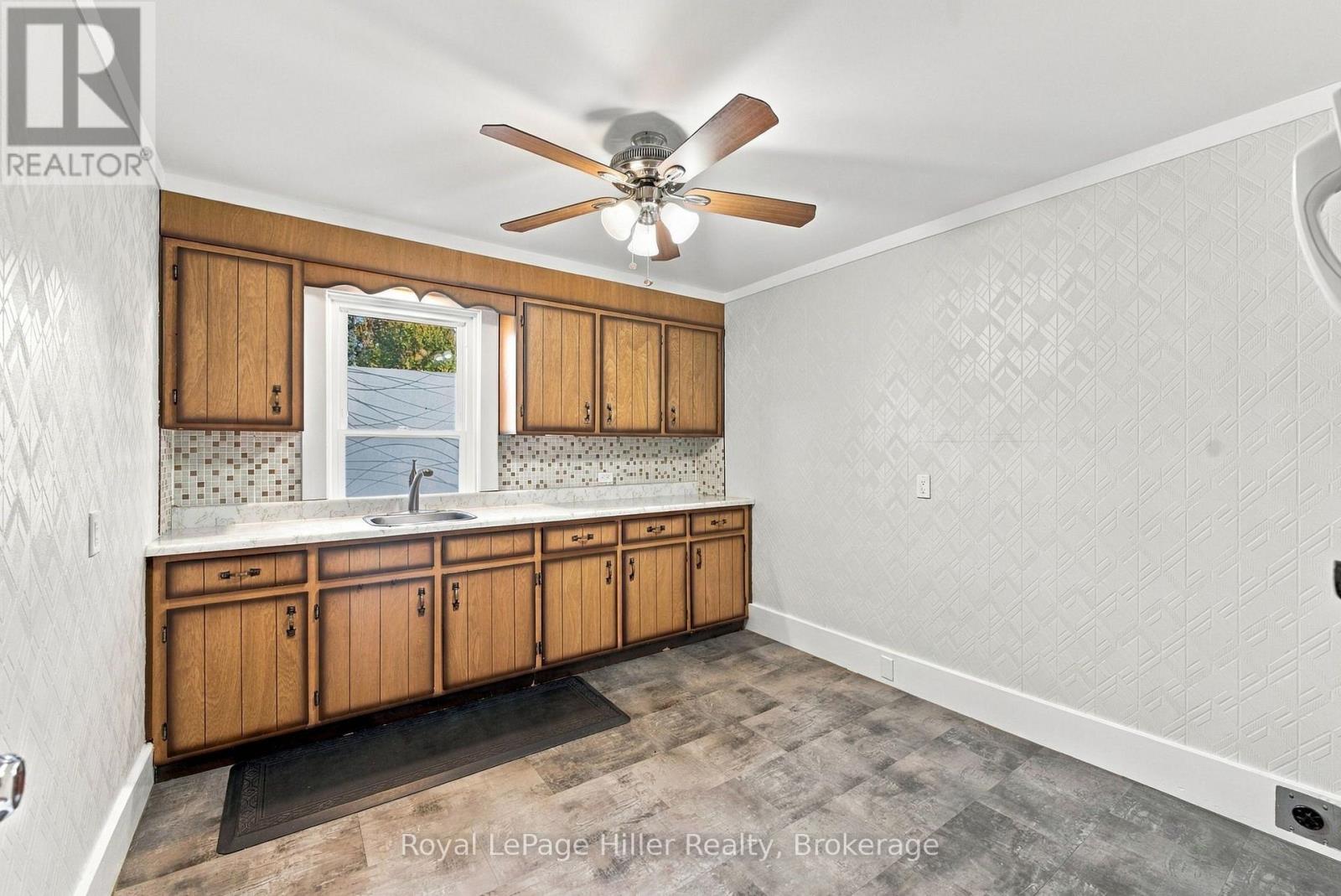 175 Huron Road, Perth South (Sebringville), Ontario  N5A 6S6 - Photo 24 - X14108502