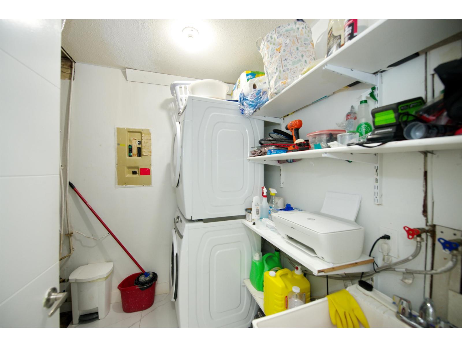 7681 125 Street, Surrey, British Columbia  V3W 7W2 - Photo 8 - R3177860