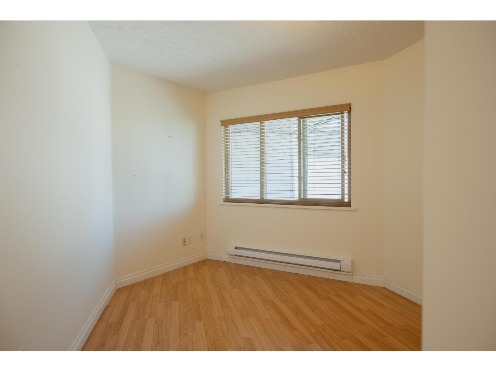 1469 Merklin Street, White Rock, British Columbia  V4B 4C4 - Photo 2 - R3177821