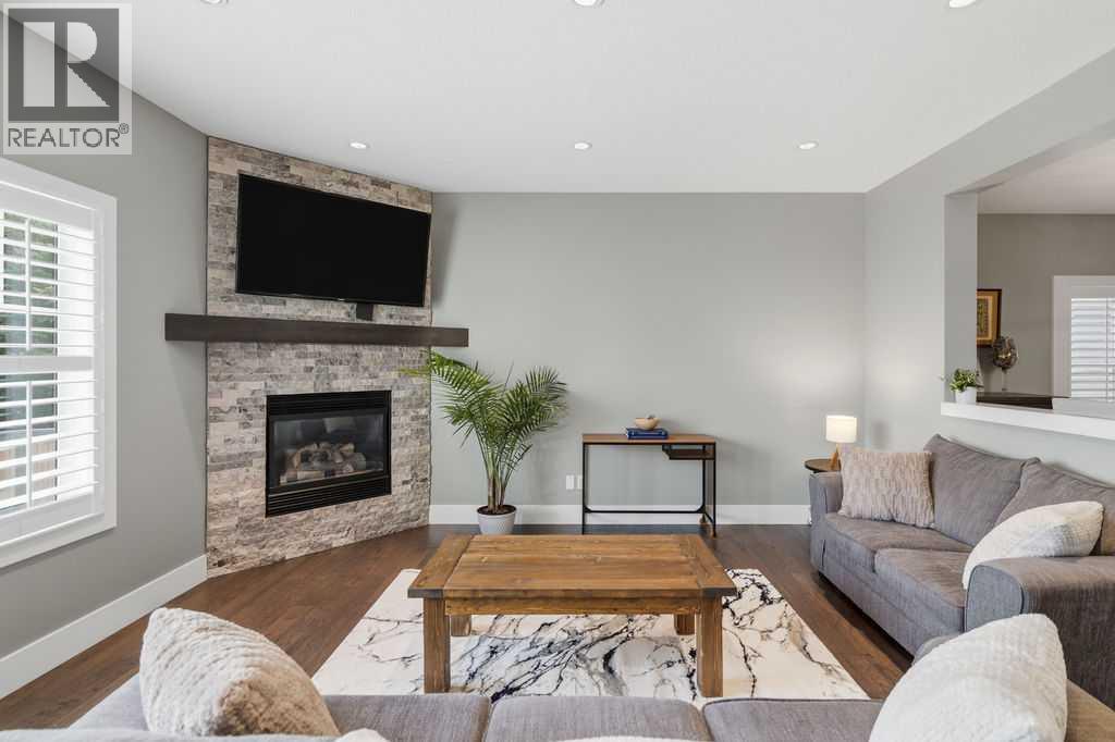 98 Evergreen Common Sw, Calgary, Alberta  T2Y 4N7 - Photo 9 - A2351115