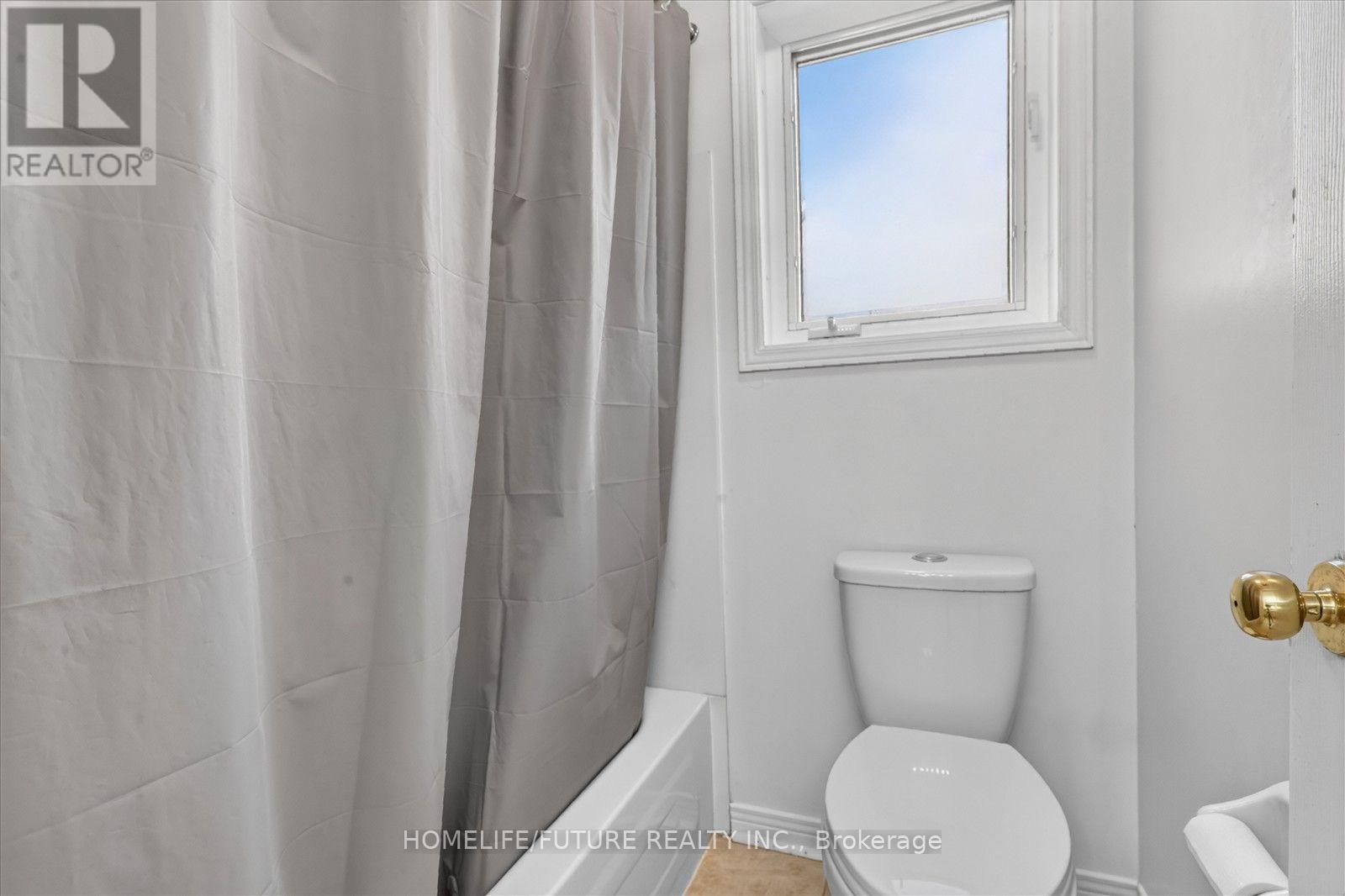 24 Medley Crescent, Markham, Ontario  L3S 4M8 - Photo 33 - N14108536