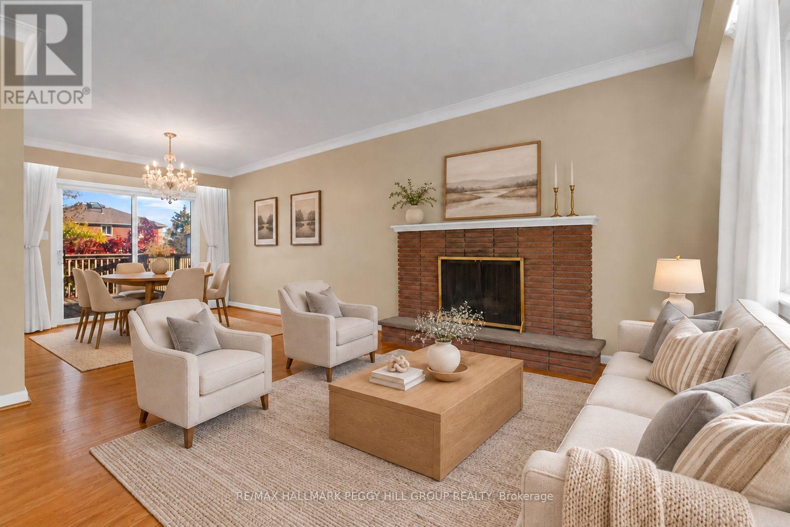 126 Steel Street, Barrie, Ontario  L4M 2G2 - Photo 4 - S14108488
