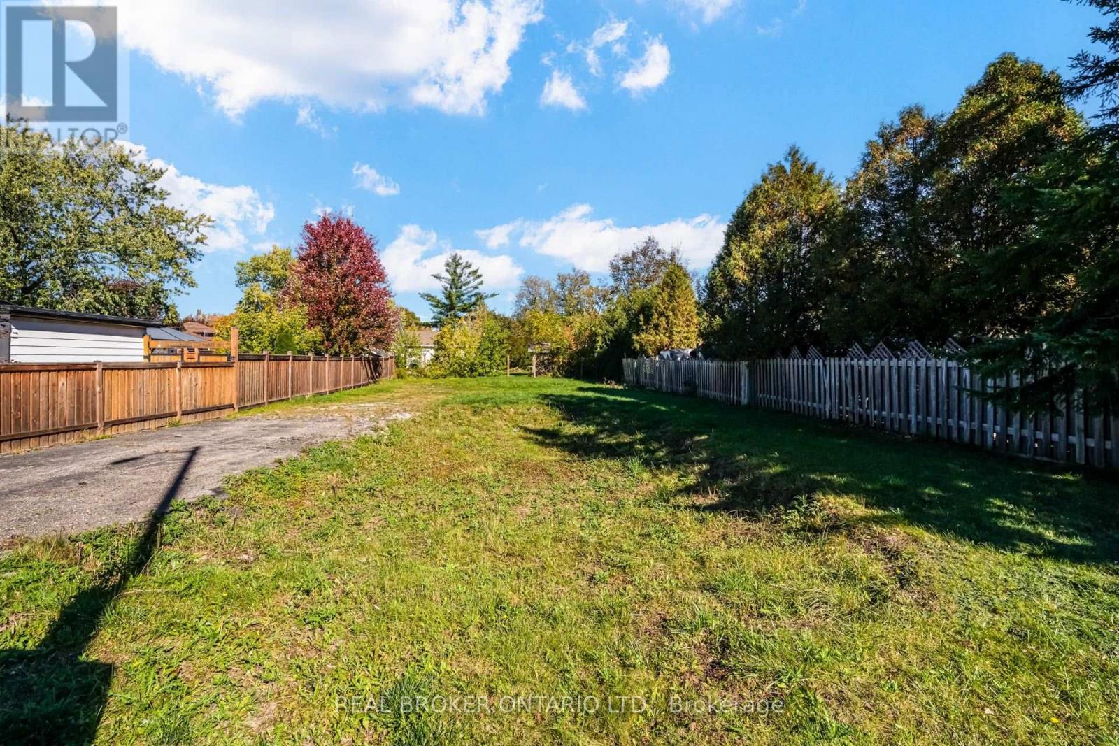 159 Bronte Street S, Milton, Ontario  L9T 1Z7 - Photo 11 - W14108440