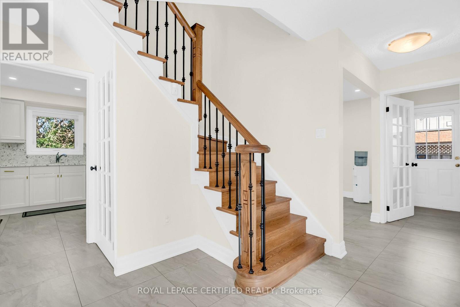 22 Madelaine Crescent, Brampton, Ontario  L6S 2Y9 - Photo 20 - W14108484