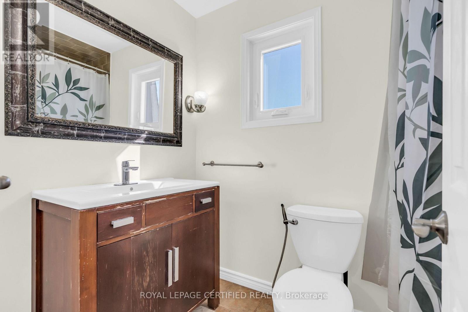 22 Madelaine Crescent, Brampton, Ontario  L6S 2Y9 - Photo 28 - W14108484