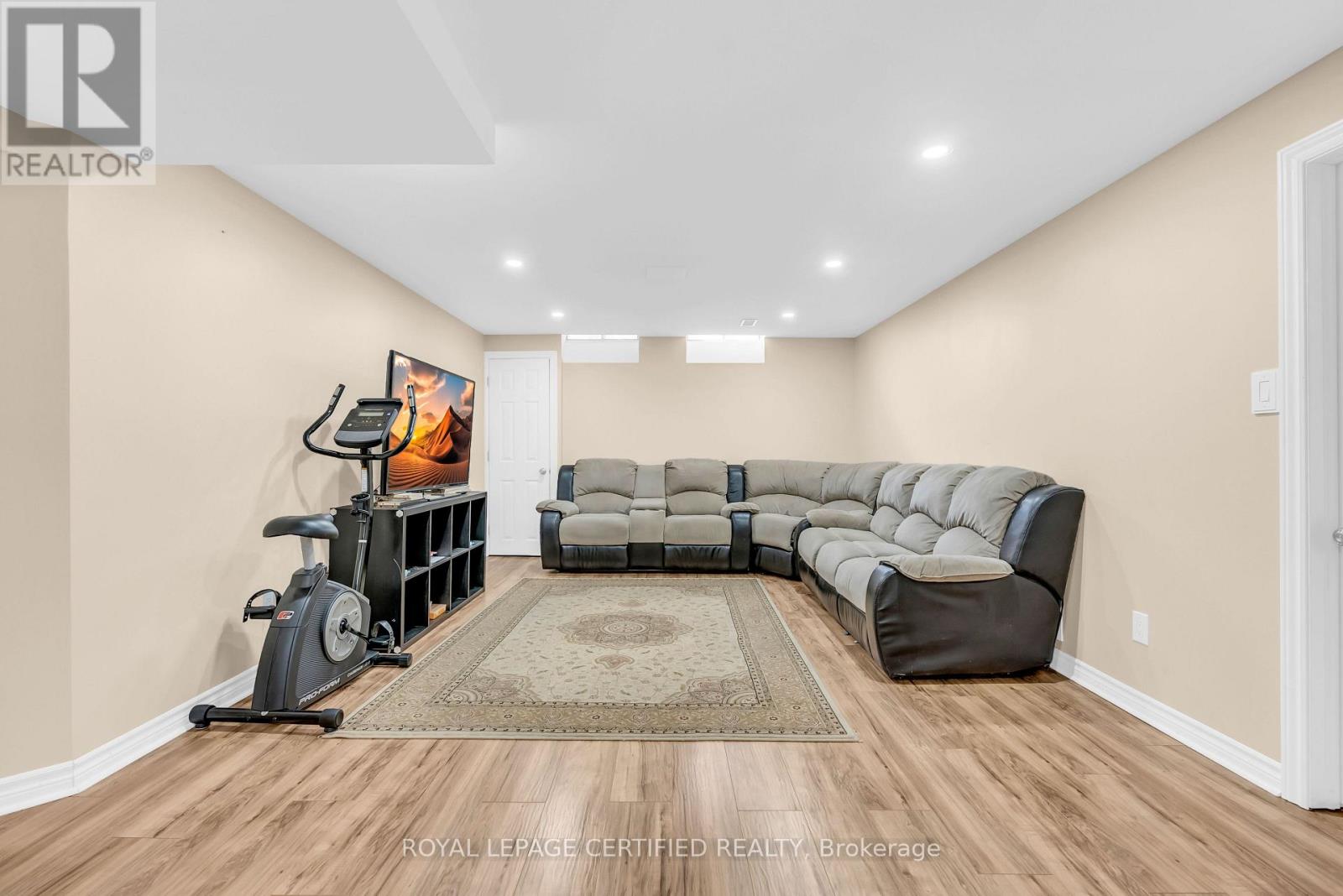 22 Madelaine Crescent, Brampton, Ontario  L6S 2Y9 - Photo 35 - W14108484