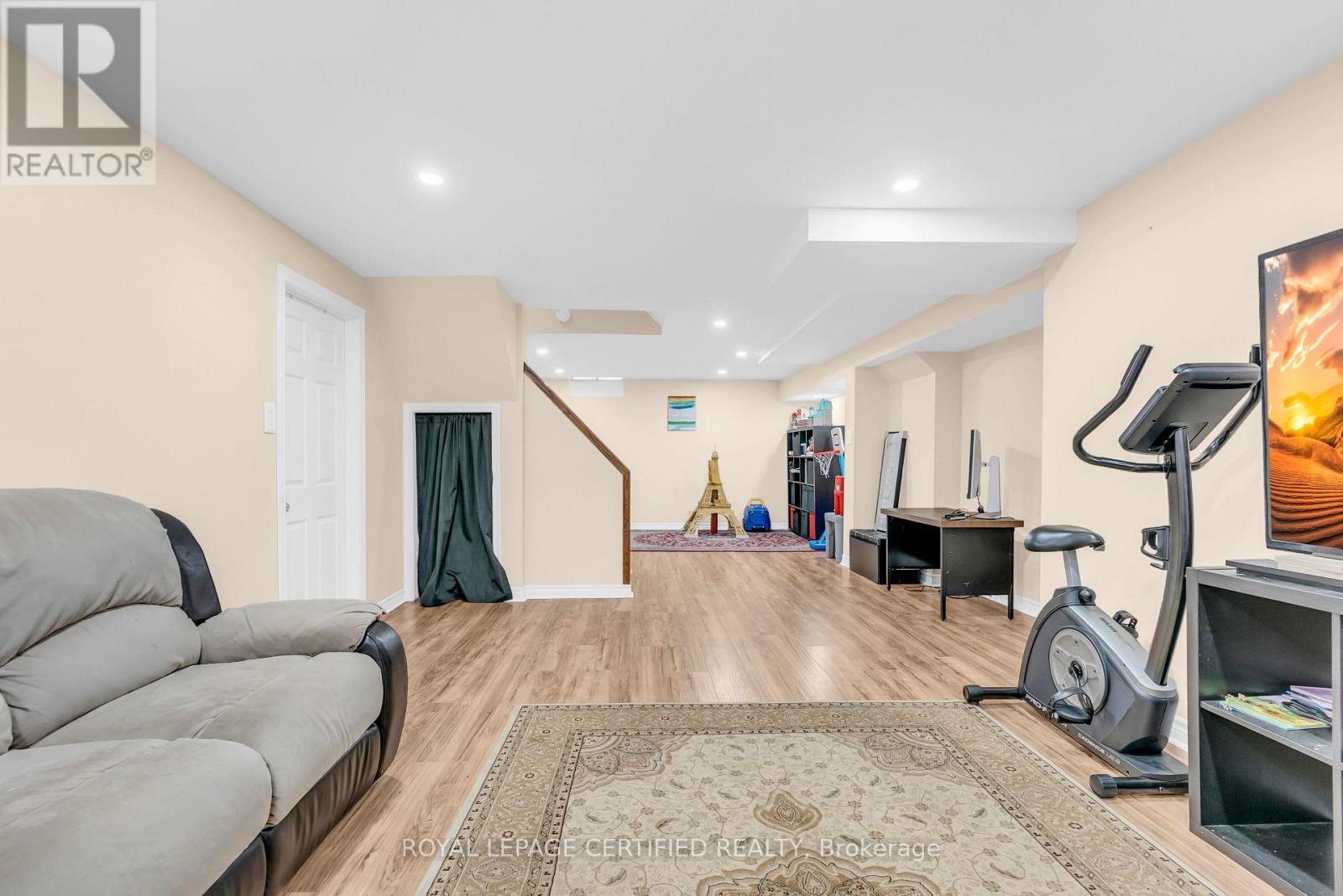 22 Madelaine Crescent, Brampton, Ontario  L6S 2Y9 - Photo 36 - W14108484