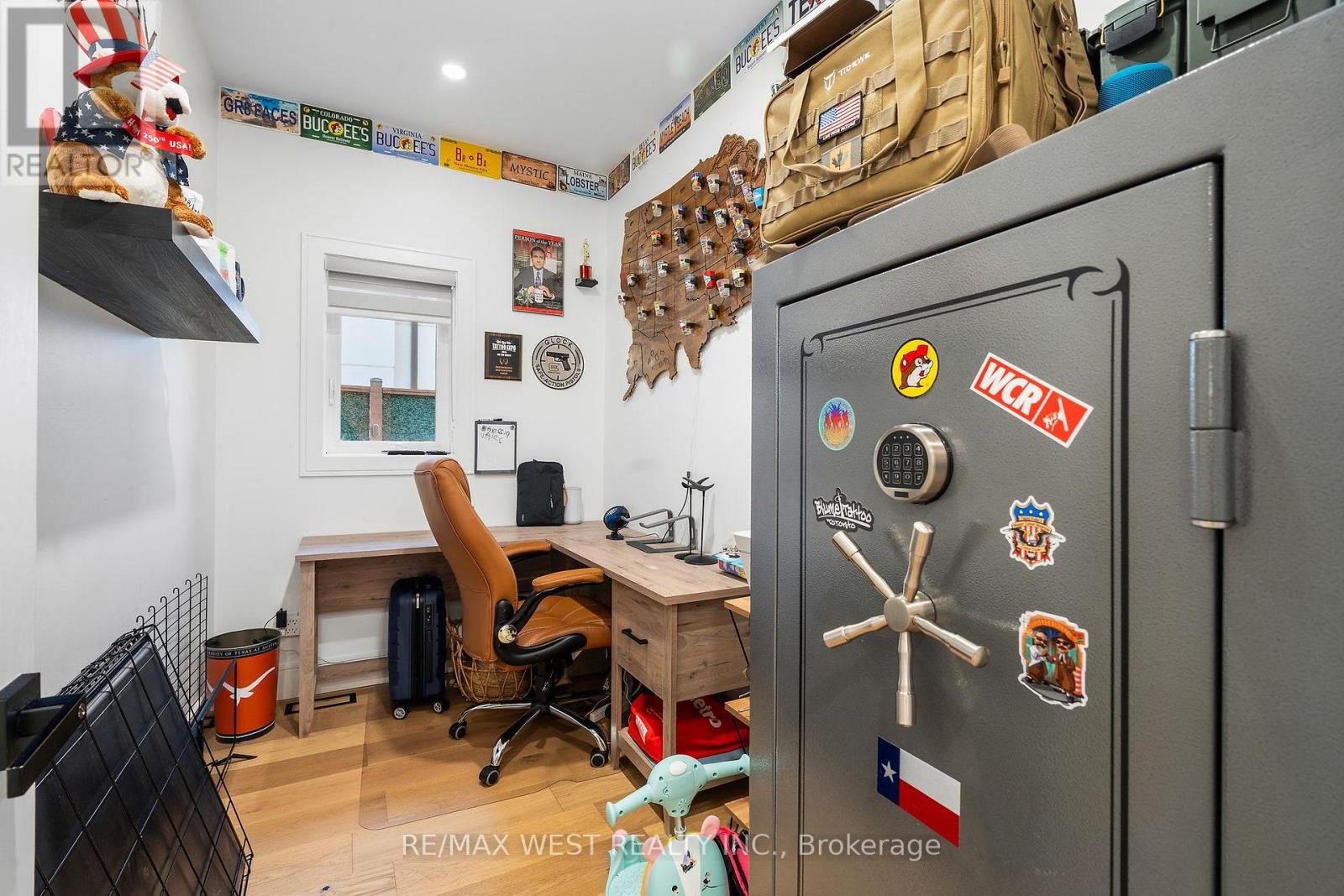 42 Woolton Crescent, Toronto (Brookhaven-Amesbury), Ontario  M6M 4K9 - Photo 15 - W14108498