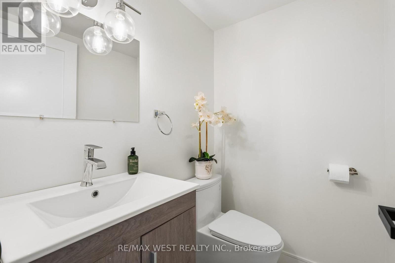 42 Woolton Crescent, Toronto (Brookhaven-Amesbury), Ontario  M6M 4K9 - Photo 28 - W14108498