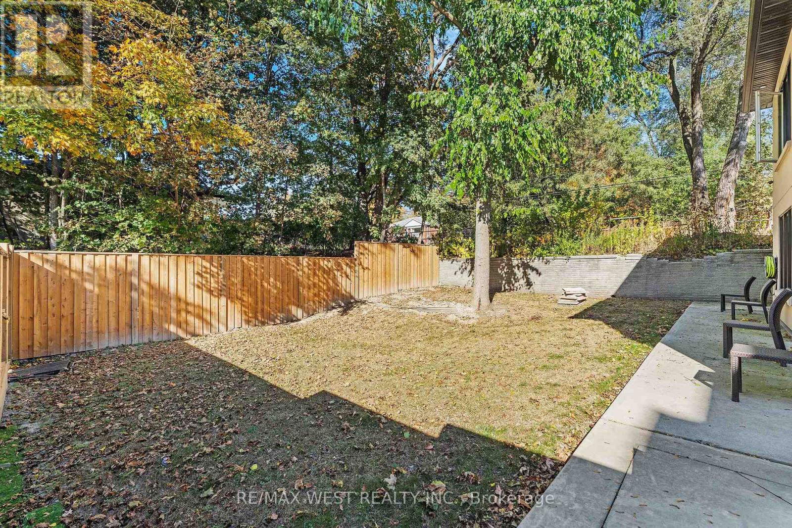 42 Woolton Crescent, Toronto (Brookhaven-Amesbury), Ontario  M6M 4K9 - Photo 31 - W14108498