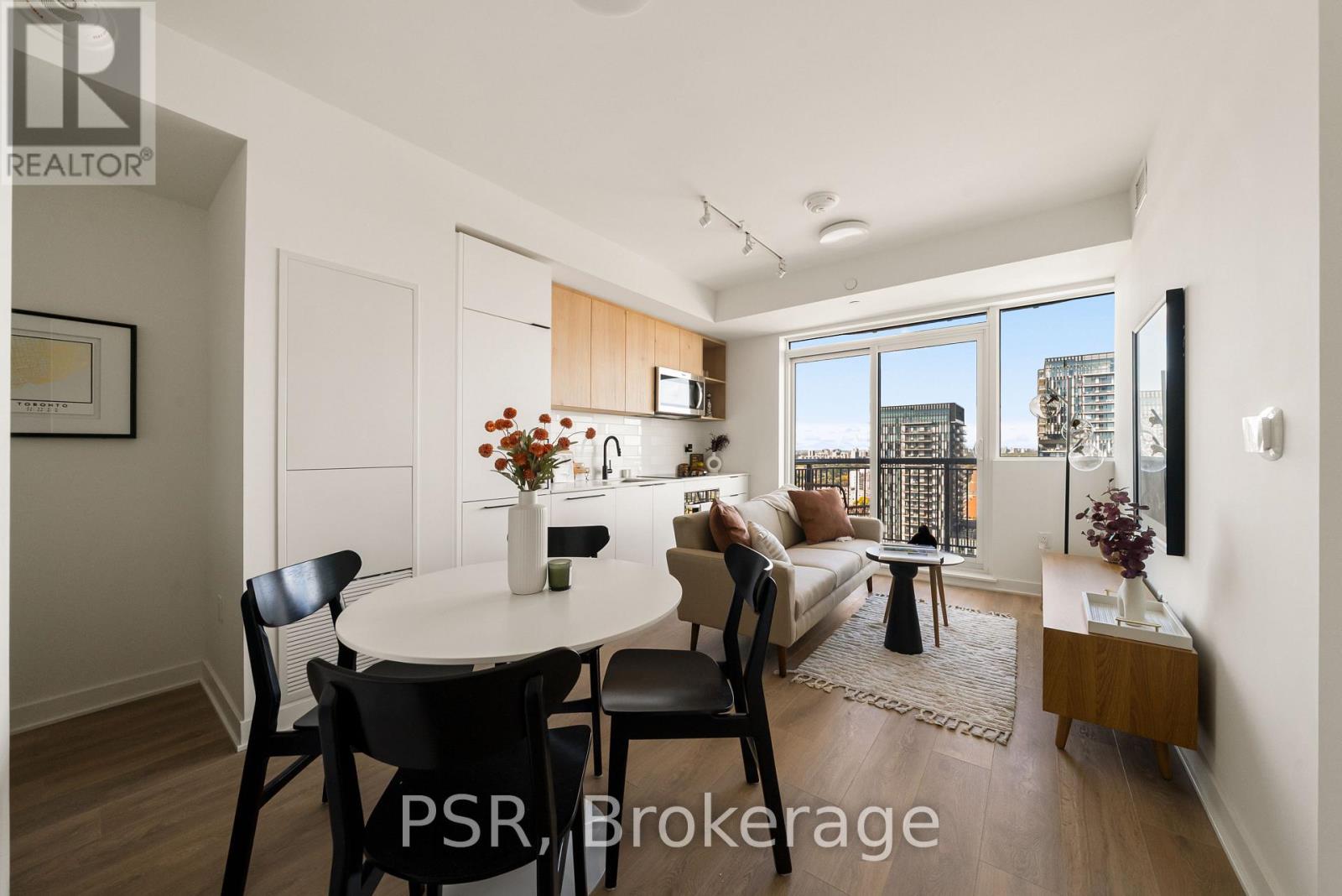 2011 - 1185 Dupont Street, Toronto, Ontario  M6H 0G5 - Photo 2 - W14108508