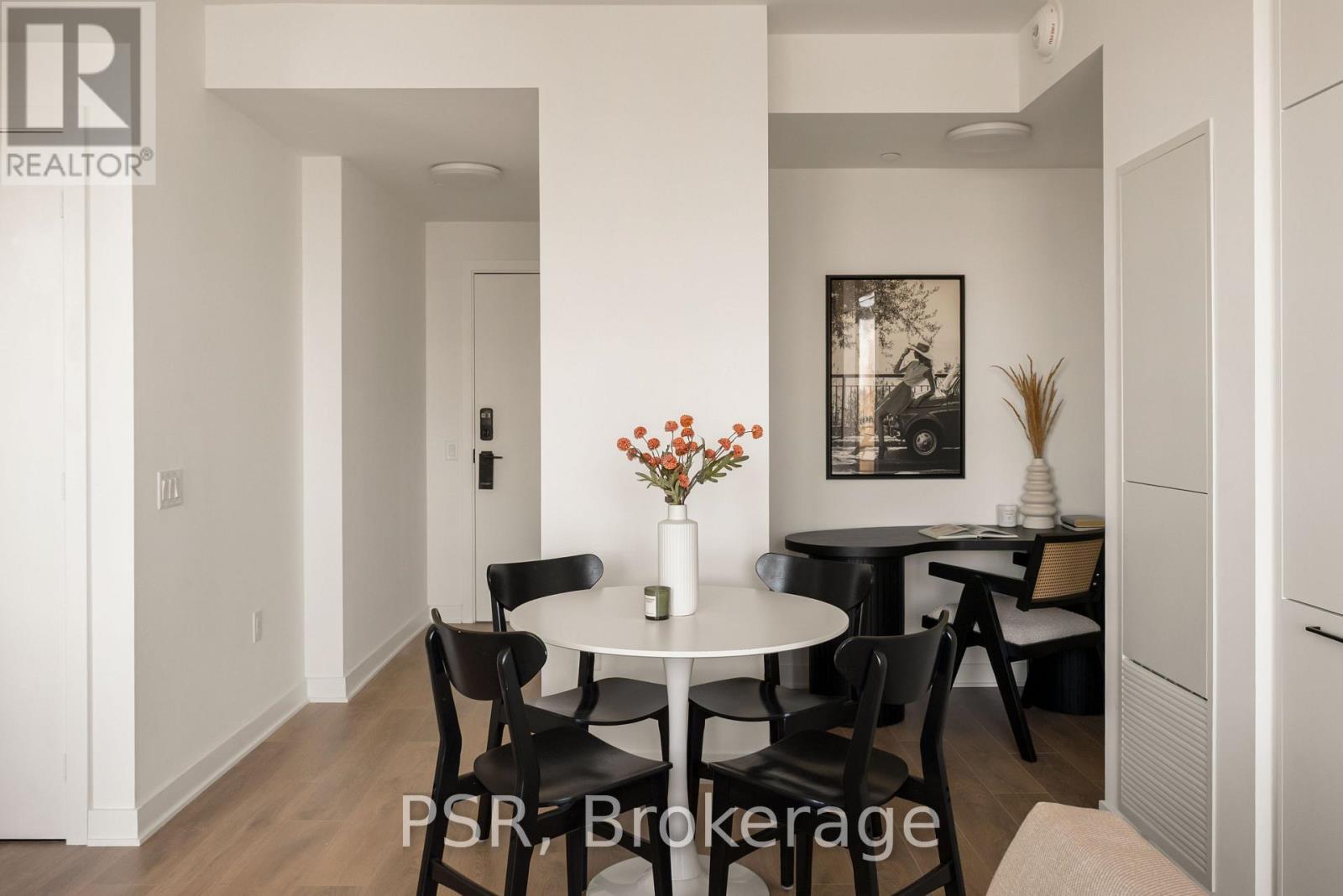 2011 - 1185 Dupont Street, Toronto, Ontario  M6H 0G5 - Photo 21 - W14108508