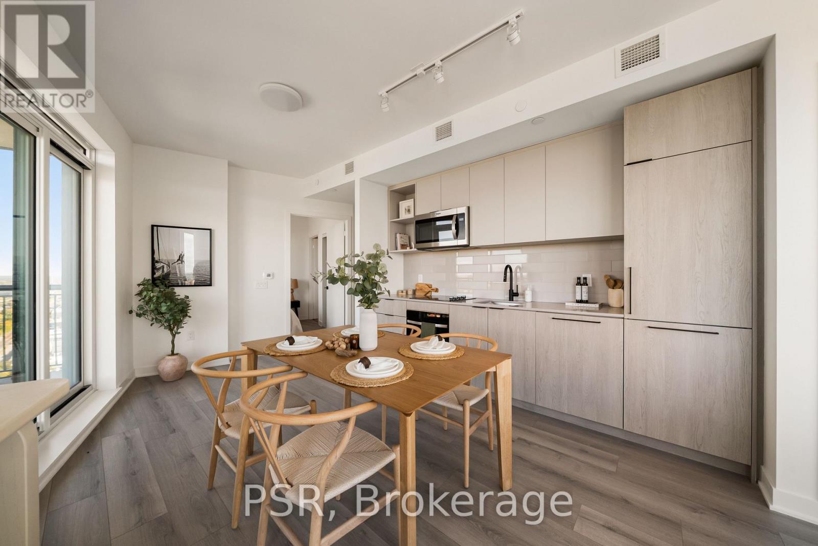 2402 - 1185 Dupont Street, Toronto, Ontario  M6H 0G5 - Photo 12 - W14108516
