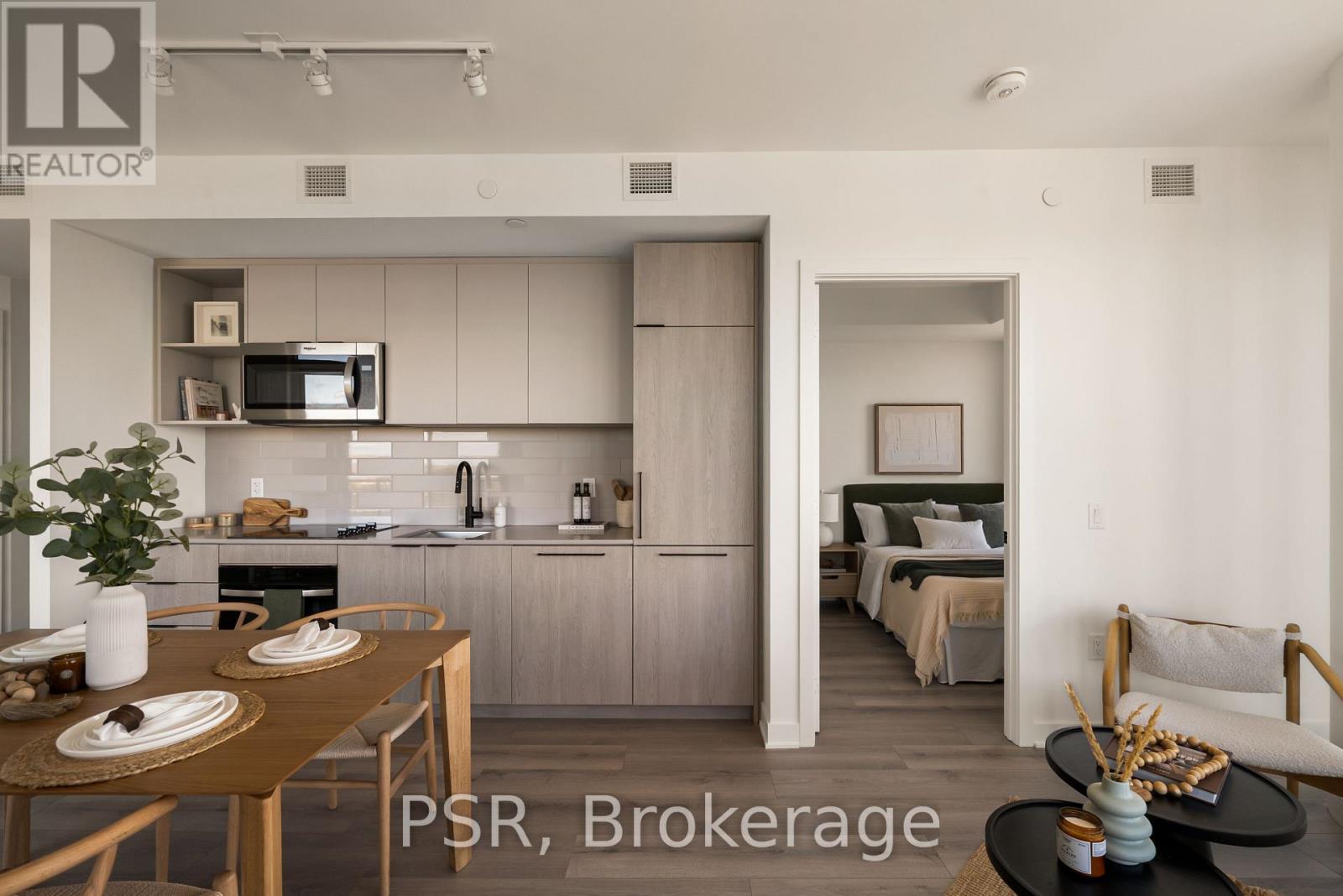 2402 - 1185 Dupont Street, Toronto, Ontario  M6H 0G5 - Photo 9 - W14108516