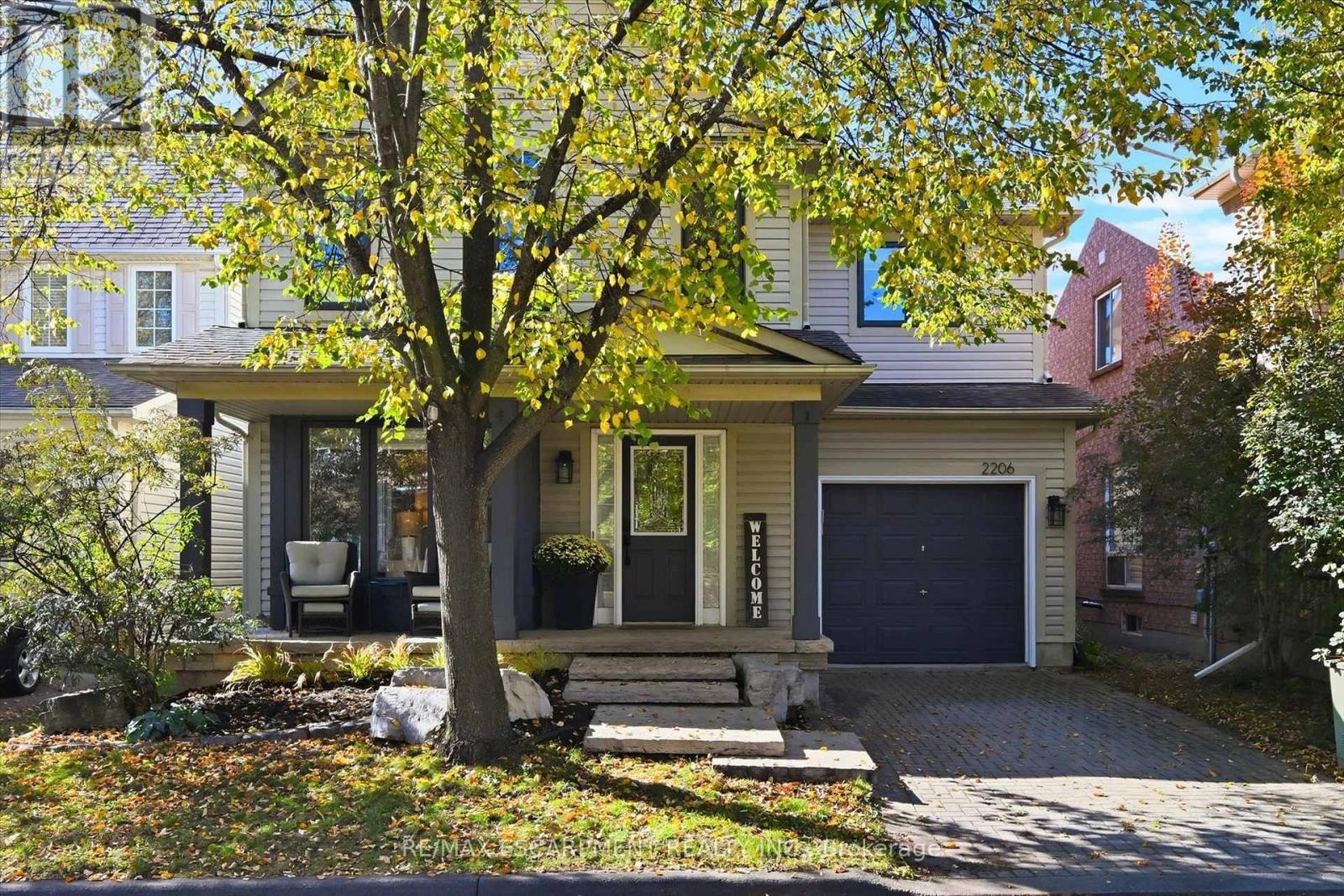 2206 CASSELMAN COURT, Burlington, Ontario