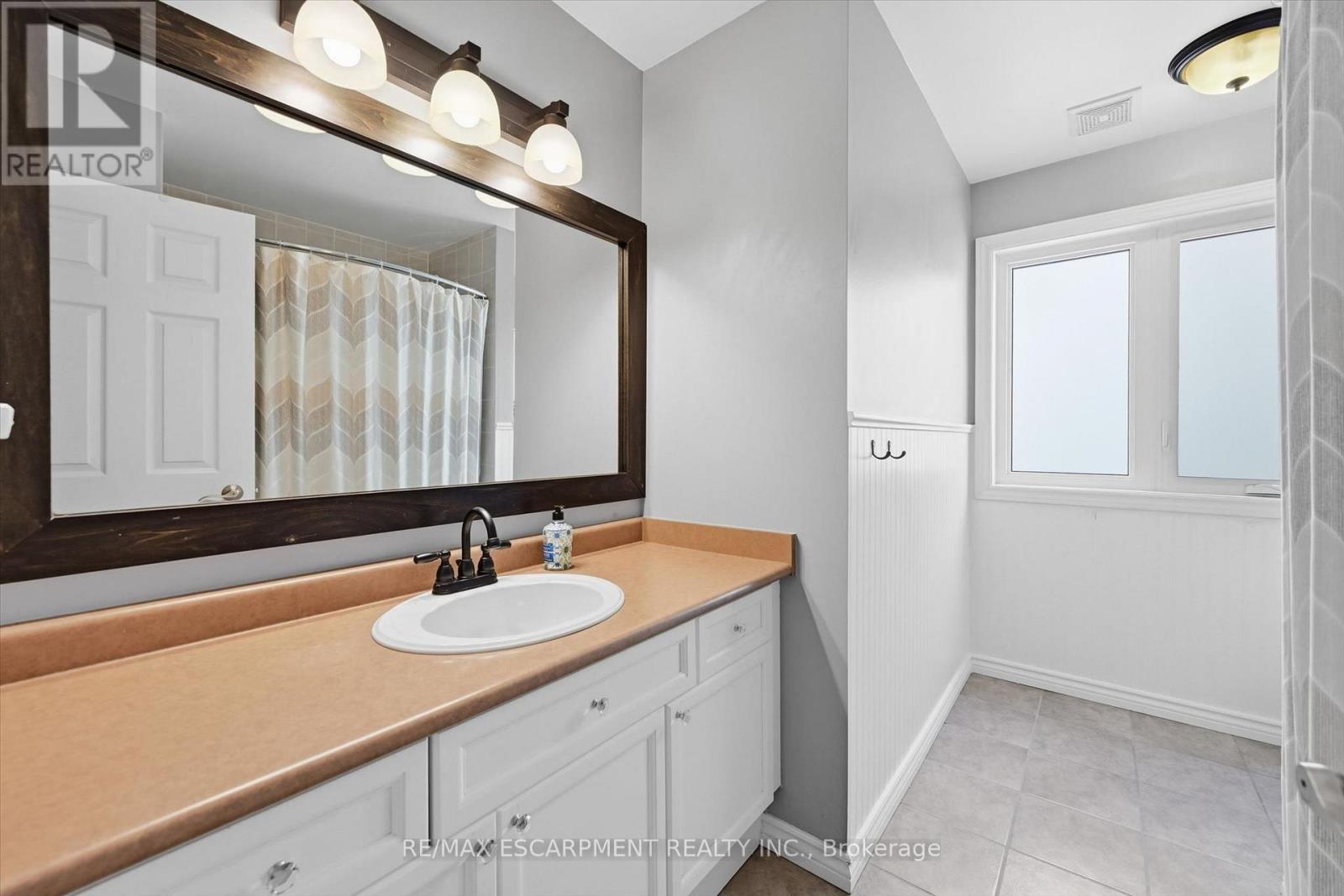2206 Casselman Court, Burlington, Ontario  L7L 6T7 - Photo 30 - W14108600