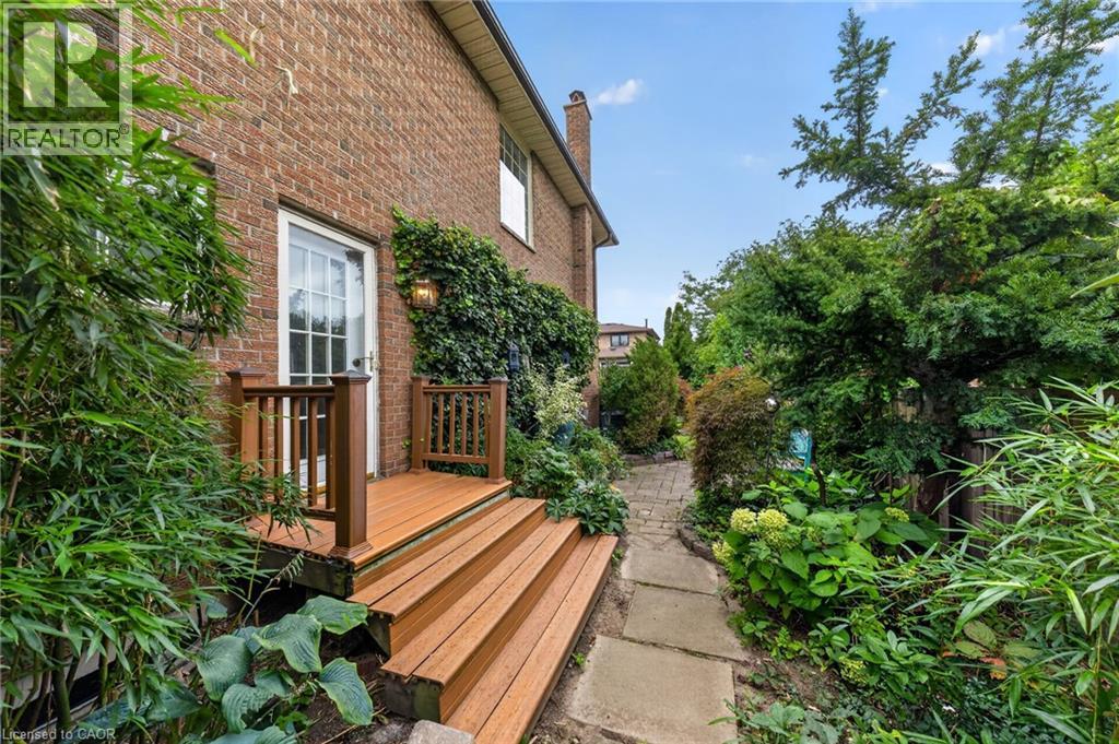 1191 Carlo Court, Mississauga, Ontario  L4W 3N6 - Photo 43 - 40861239