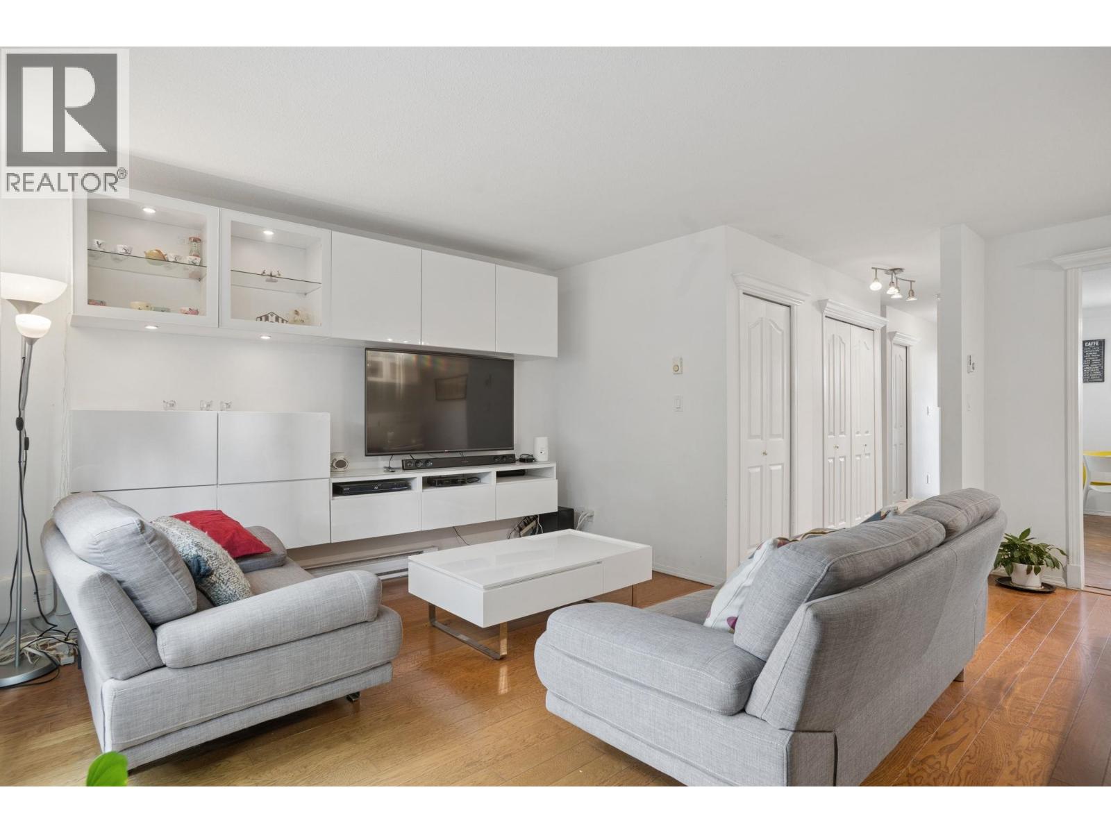 4 3051 Springfield Drive, Richmond, British Columbia  V7E 1Y9 - Photo 5 - R3177178