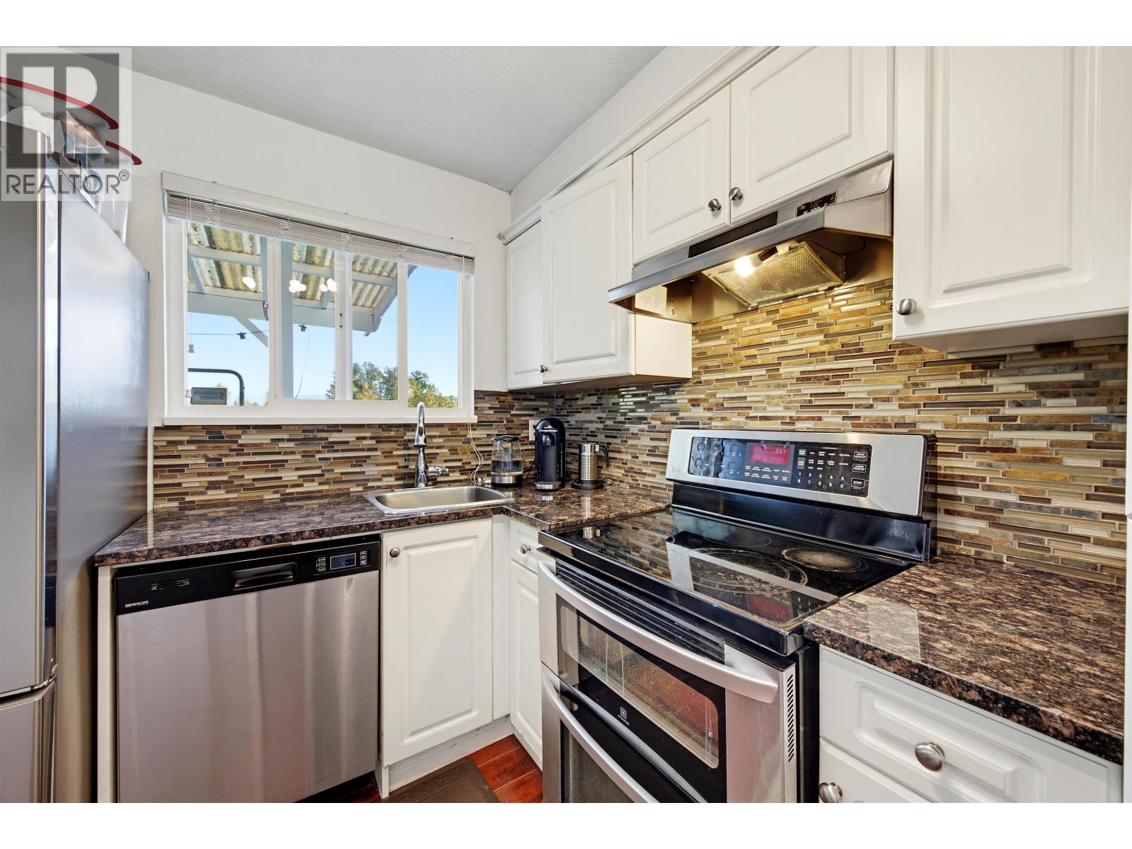 3992 St. Thomas Street, Port Coquitlam, British Columbia  V3B 2Z4 - Photo 16 - R3177385