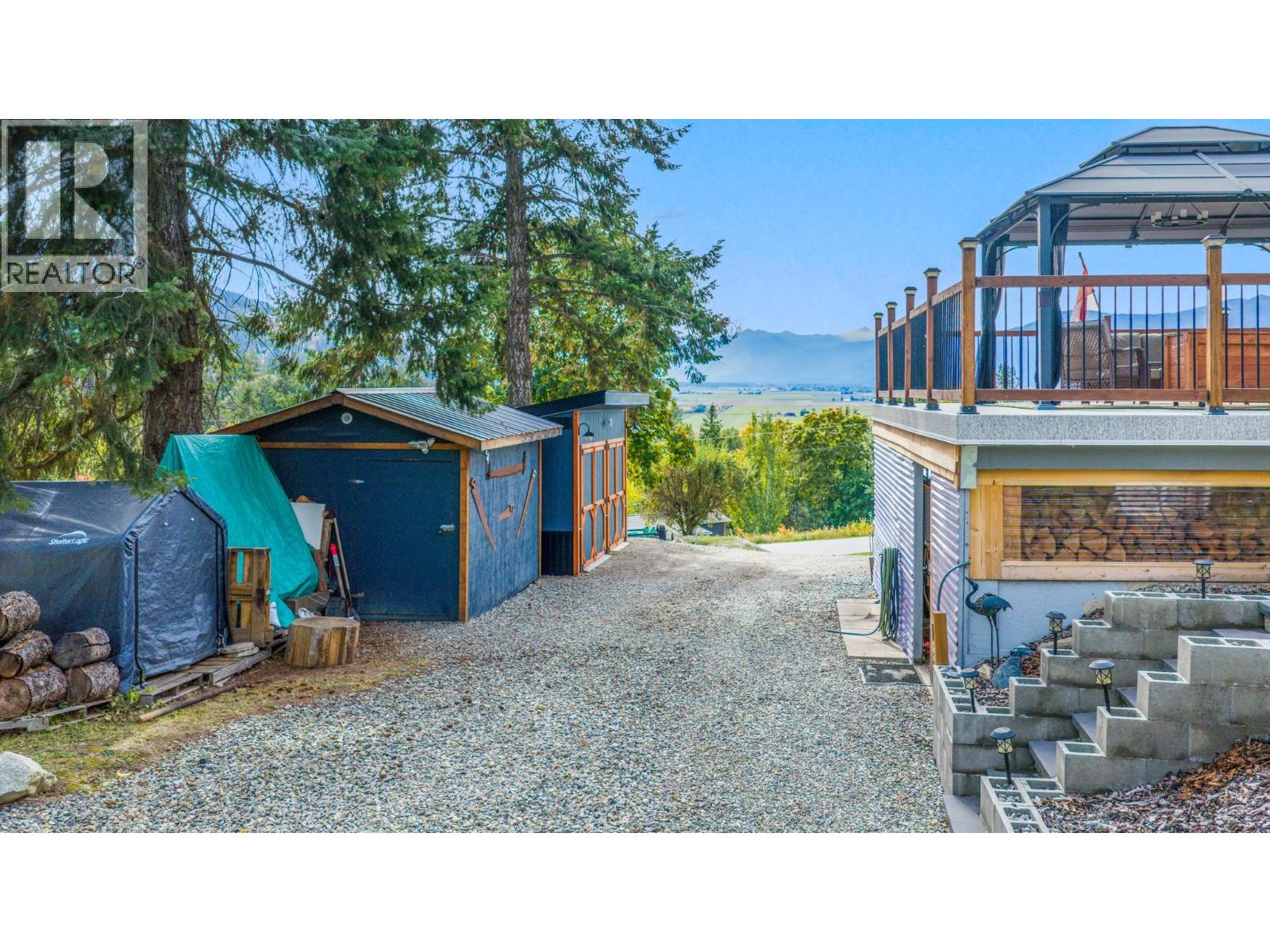960 Monrose Road, Wynndel, British Columbia  V0B 2N2 - Photo 38 - 10401606