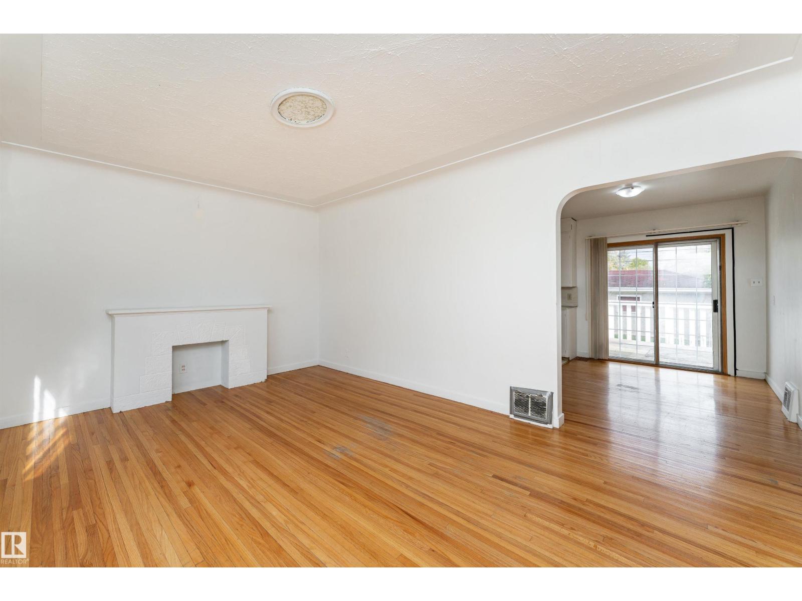 10719 132 ST NW