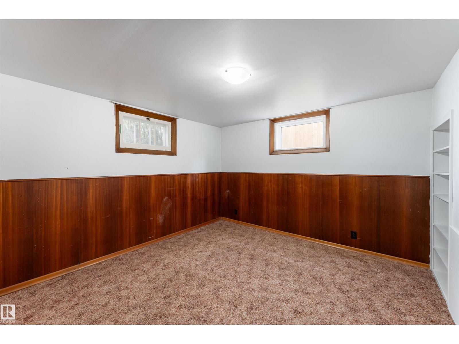 10719 132 ST NW