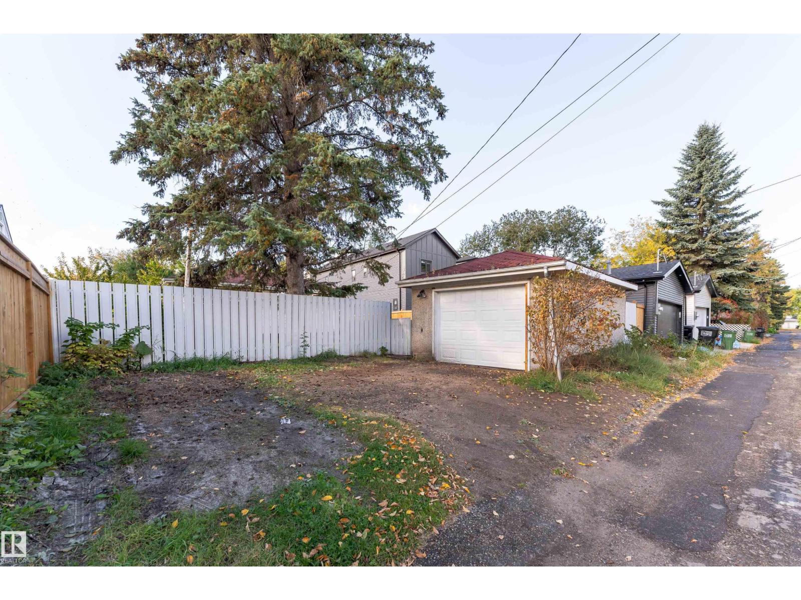 10719 132 ST NW