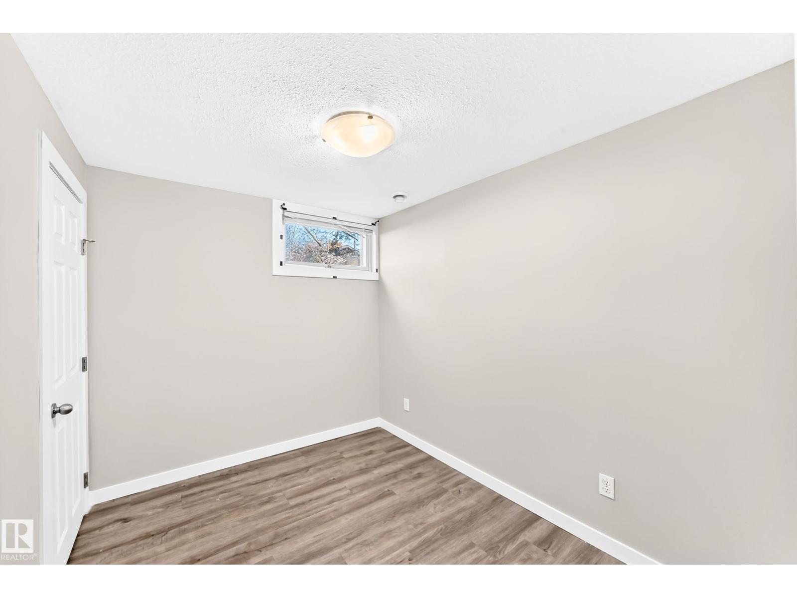 12217 88 ST NW