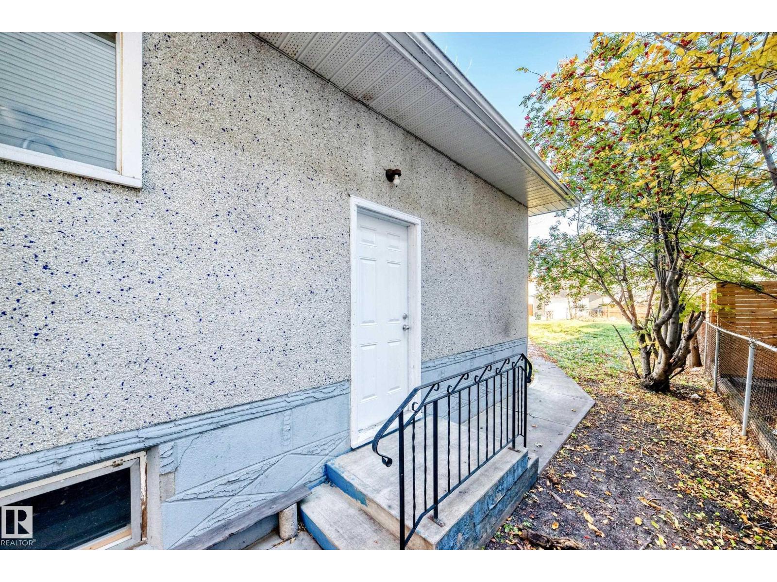 12217 88 ST NW
