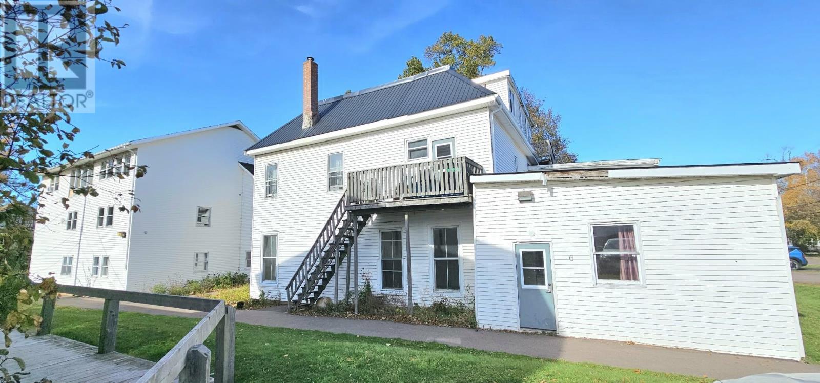 96 Upper Prince Street, Charlottetown, Prince Edward Island  C1A 4S3 - Photo 4 - 202626468