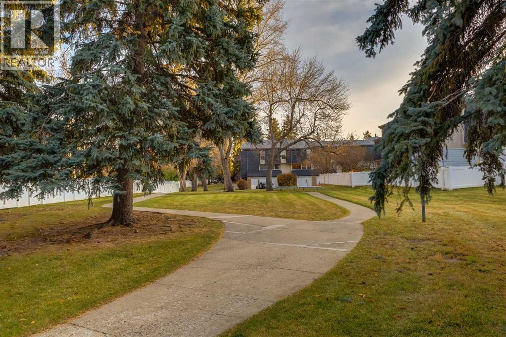 1402, 201 Braeglen Close Sw, Calgary, Alberta  T2W 2B1 - Photo 34 - A2353264