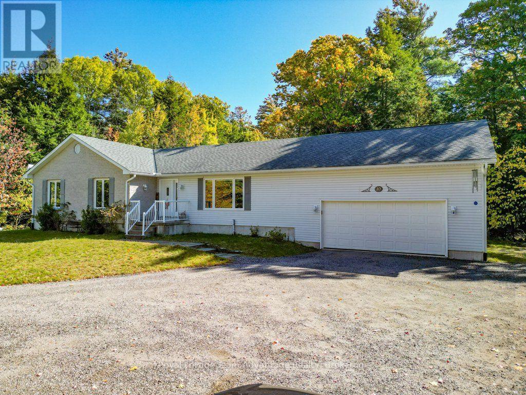 10 Oakridge Road, Mcdougall, Ontario  P2A 2W9 - Photo 3 - X14028726