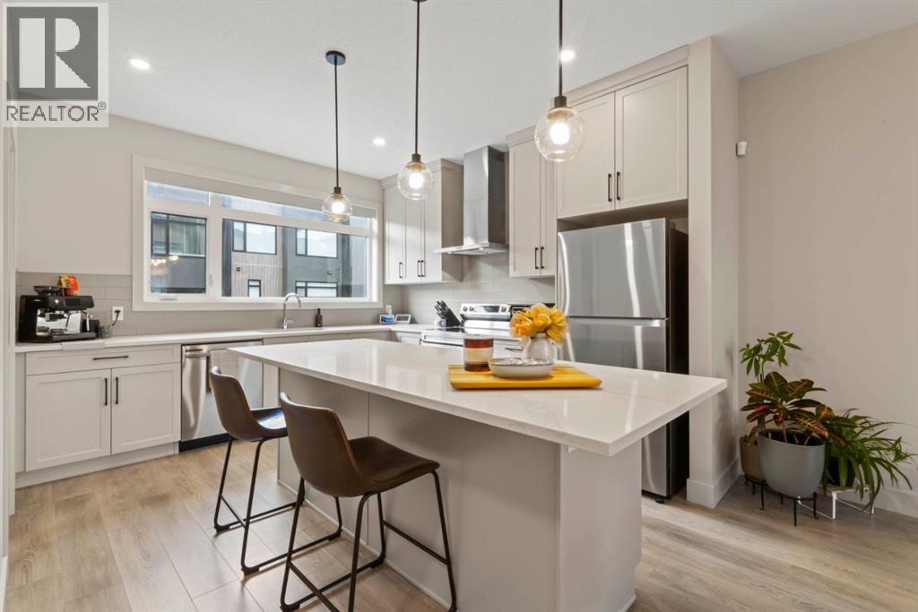 52 Royal Elm Green Nw, Calgary, Alberta  T3G 0G8 - Photo 9 - A2353934