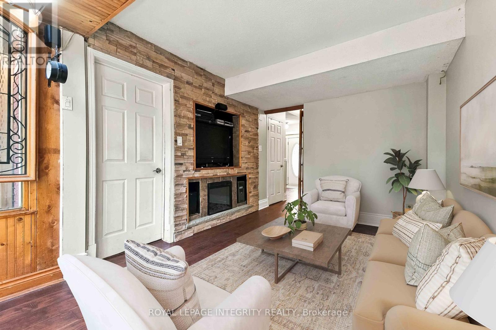 4 Berton Place, Ottawa, Ontario  K2L 3R8 - Photo 7 - X14107042