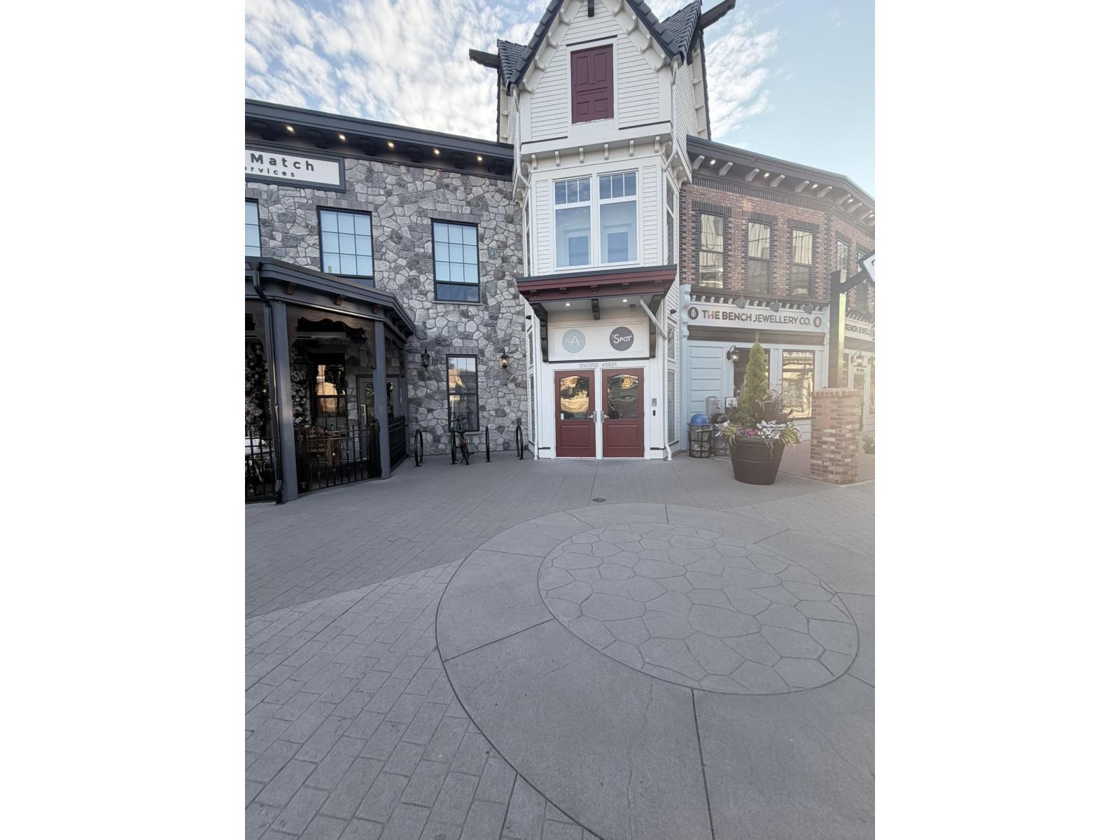 201 45925 THUNDERBIRD LANE|Chilliwack Downtown