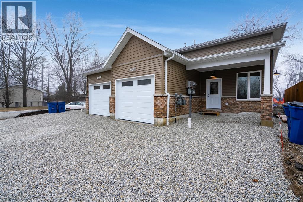21281 Harbour Road Unit# 2, Wheatley, Ontario  N0P 2P0 - Photo 23 - 26025949