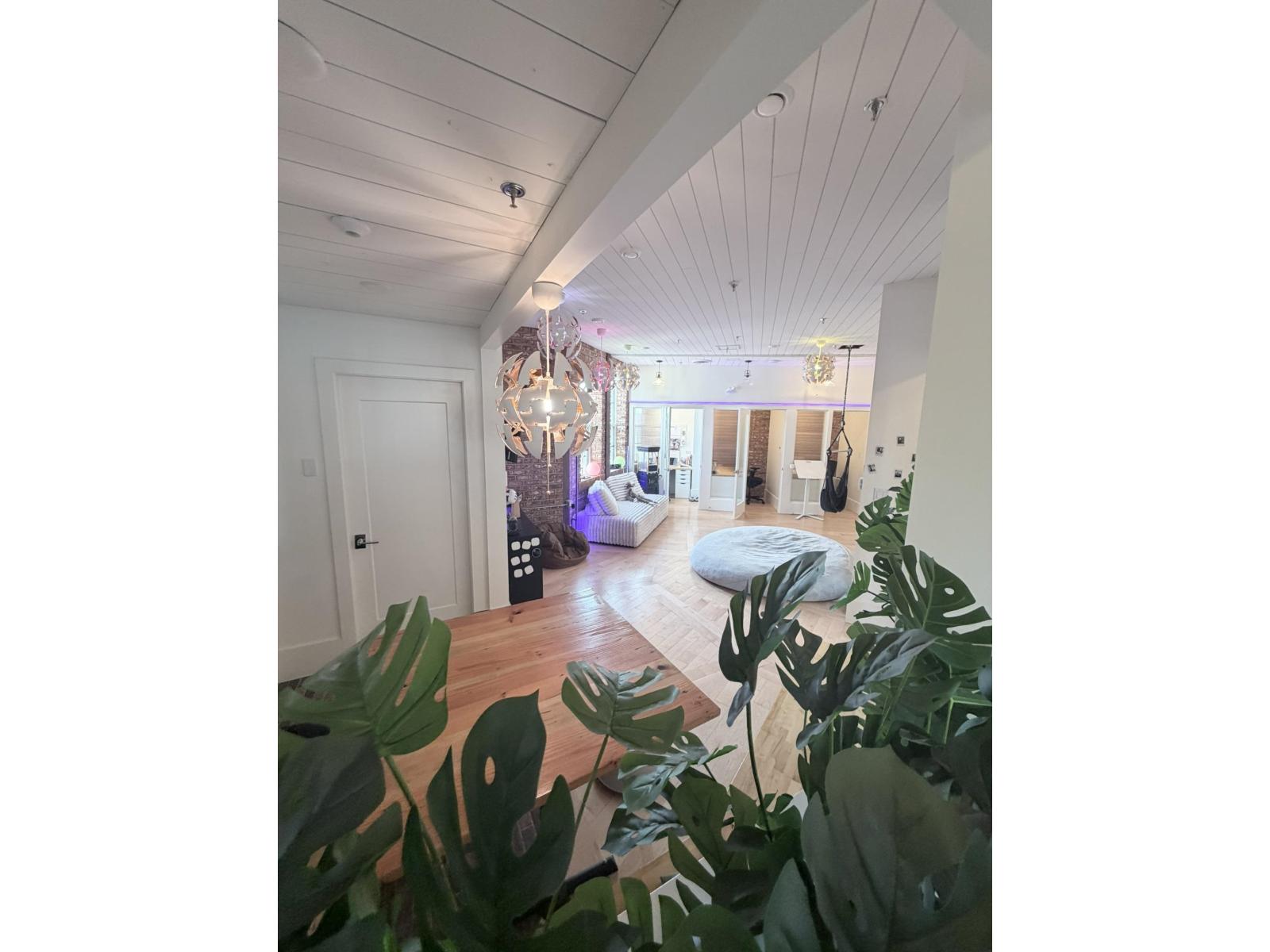 201 45925 THUNDERBIRD LANE|Chilliwack Downtown
