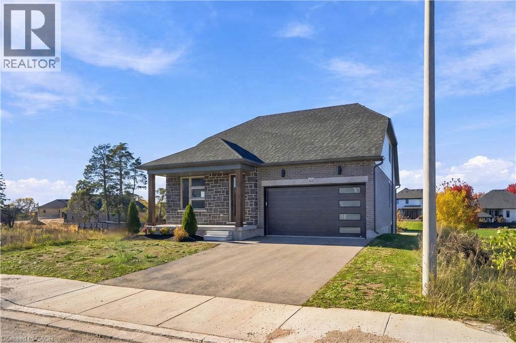 113 Bean Street, Harriston, Ontario N0G 1Z0 - Photo 2 - 40817592