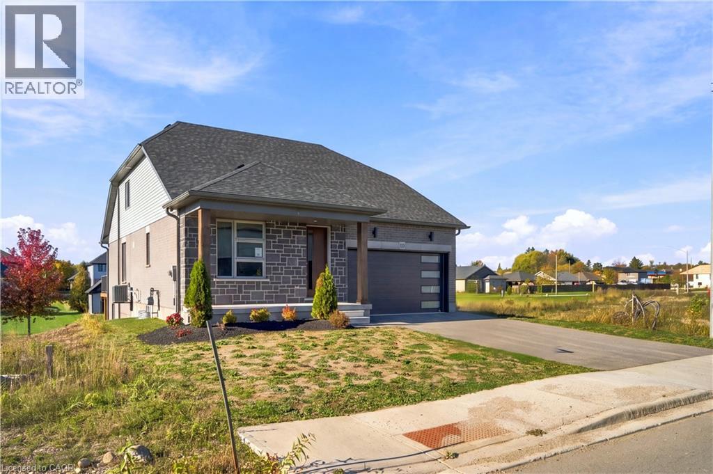113 Bean Street, Harriston, Ontario N0G 1Z0 - Photo 3 - 40817592