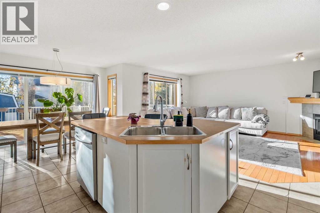 116 Tuscany Ravine Crescent Nw, Calgary, Alberta T3L 2X2 - Photo 8 - A2354016