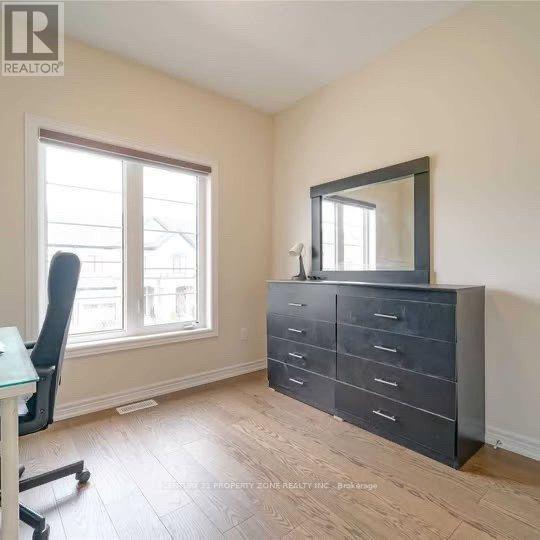 Upper - 17 Angelfish Road, Brampton (Northwest Brampton), Ontario  L7A 5C5 - Photo 12 - W14108610