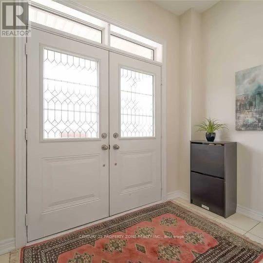 Upper - 17 Angelfish Road, Brampton (Northwest Brampton), Ontario  L7A 5C5 - Photo 2 - W14108610