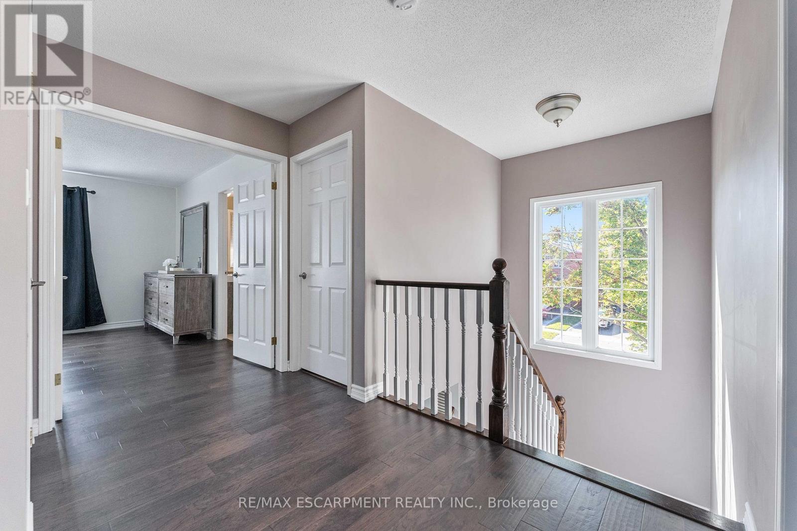 2206 Golden Orchard Trail, Oakville, Ontario  L6M 3N6 - Photo 19 - W14108640