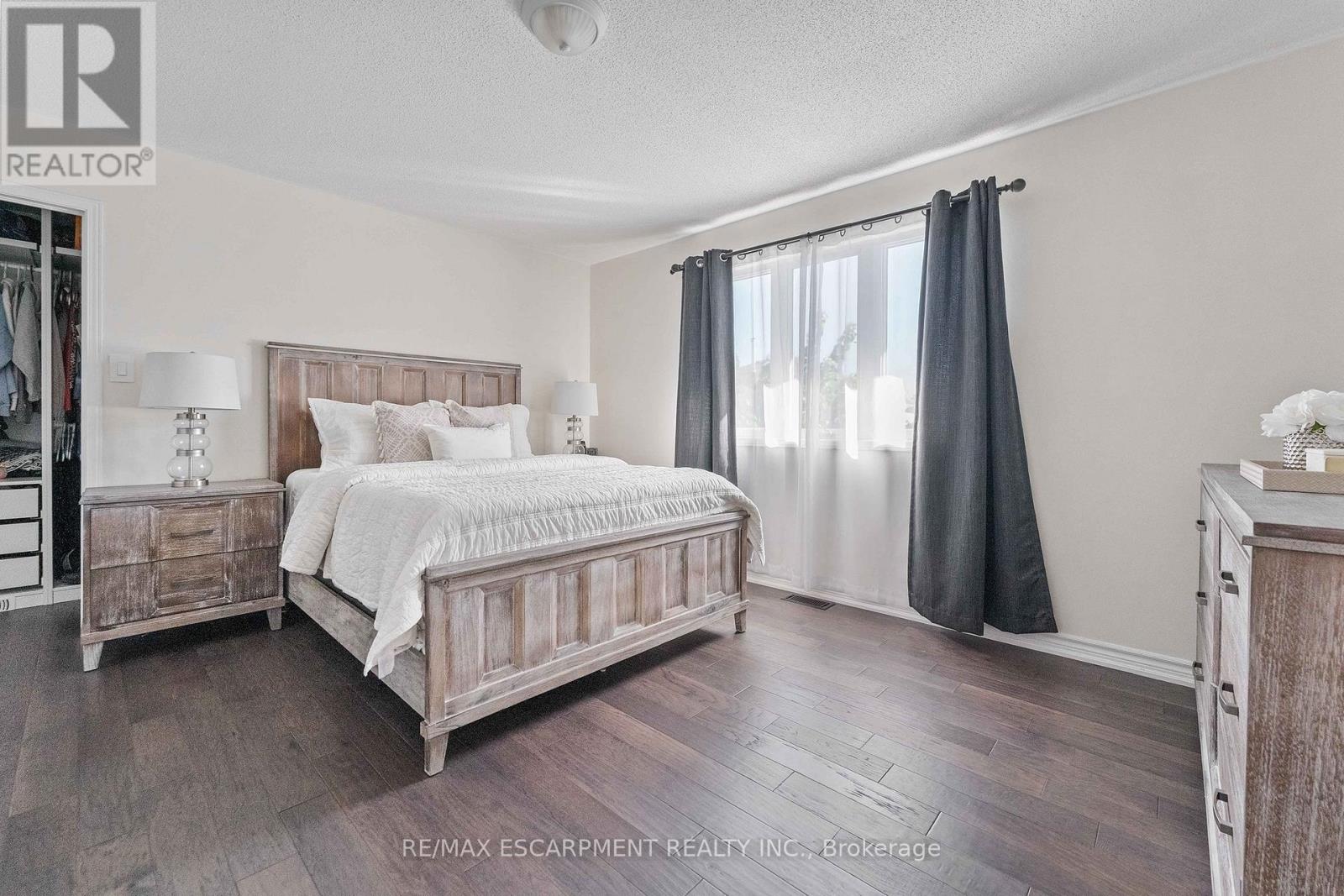 2206 Golden Orchard Trail, Oakville, Ontario  L6M 3N6 - Photo 20 - W14108640