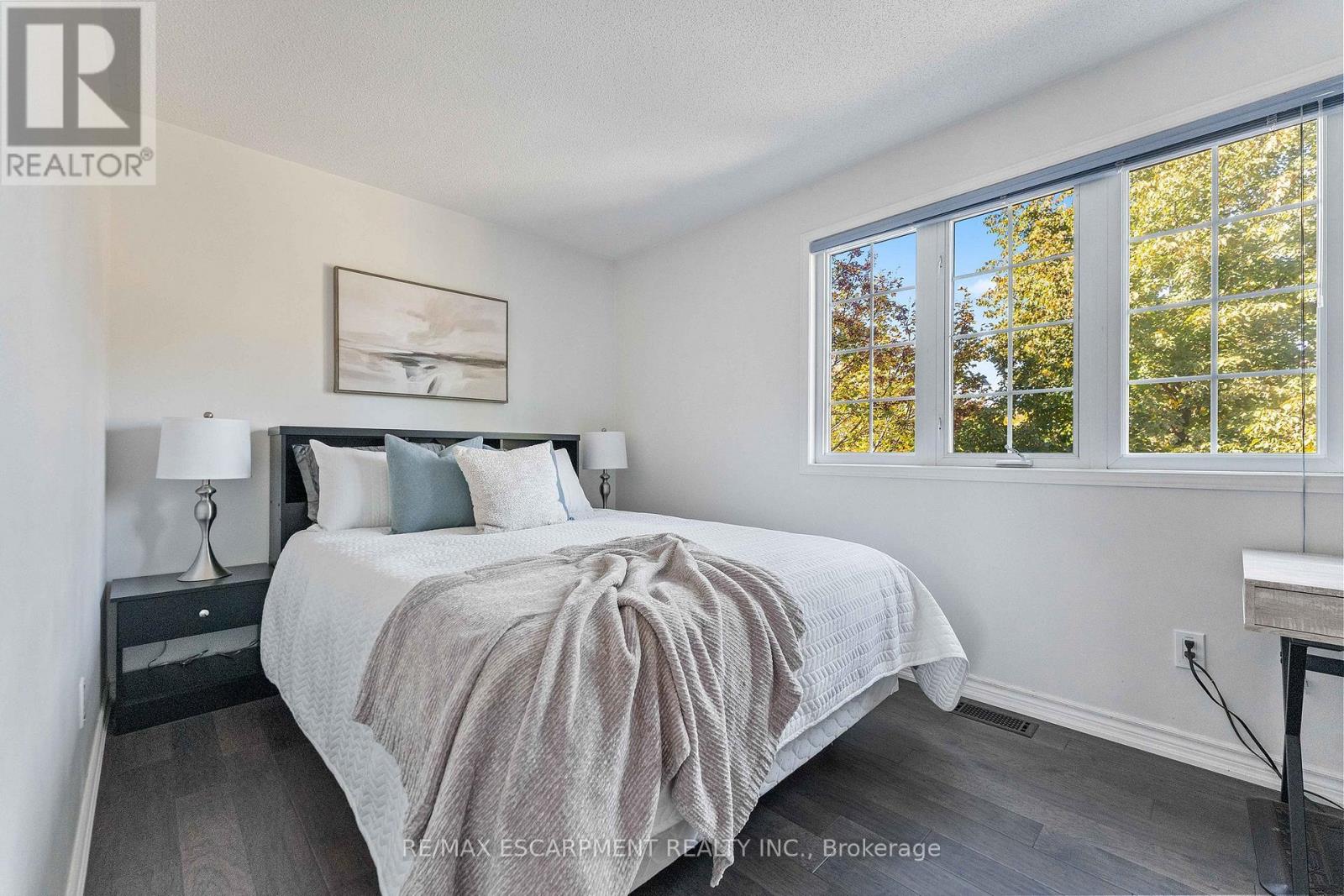 2206 Golden Orchard Trail, Oakville, Ontario  L6M 3N6 - Photo 27 - W14108640