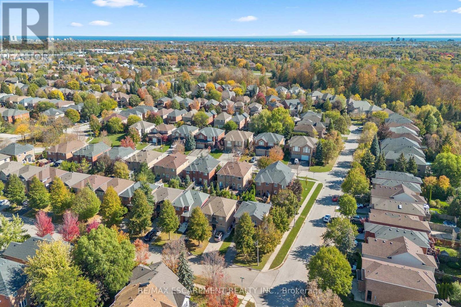 2206 Golden Orchard Trail, Oakville, Ontario  L6M 3N6 - Photo 46 - W14108640